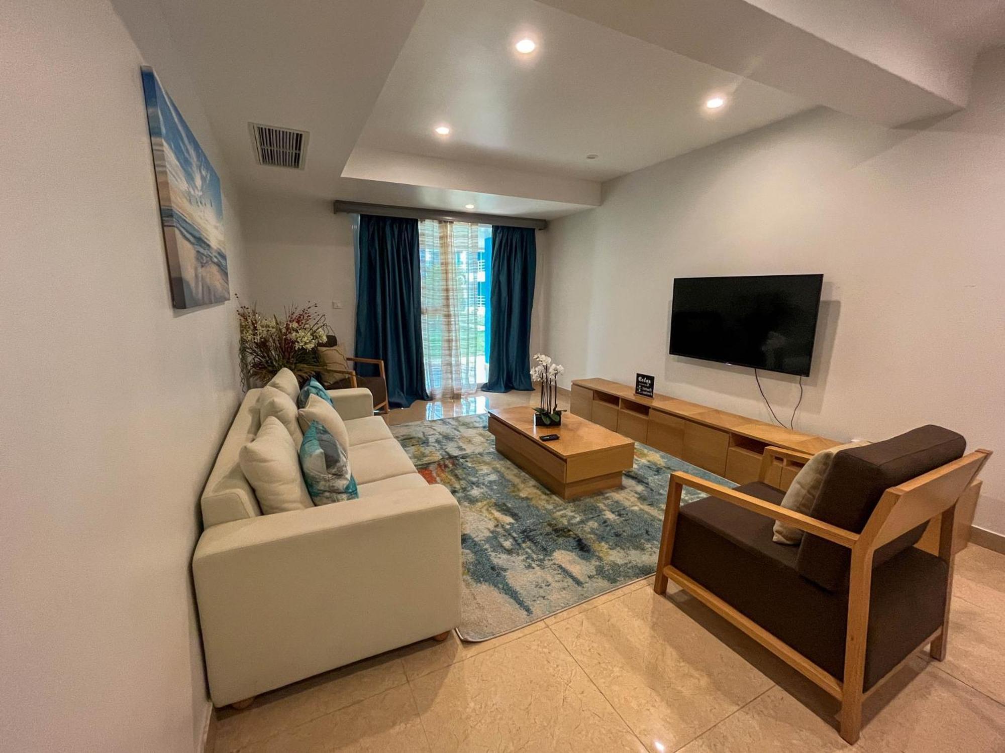Harbour Island Residences Jolly Harbour Экстерьер фото